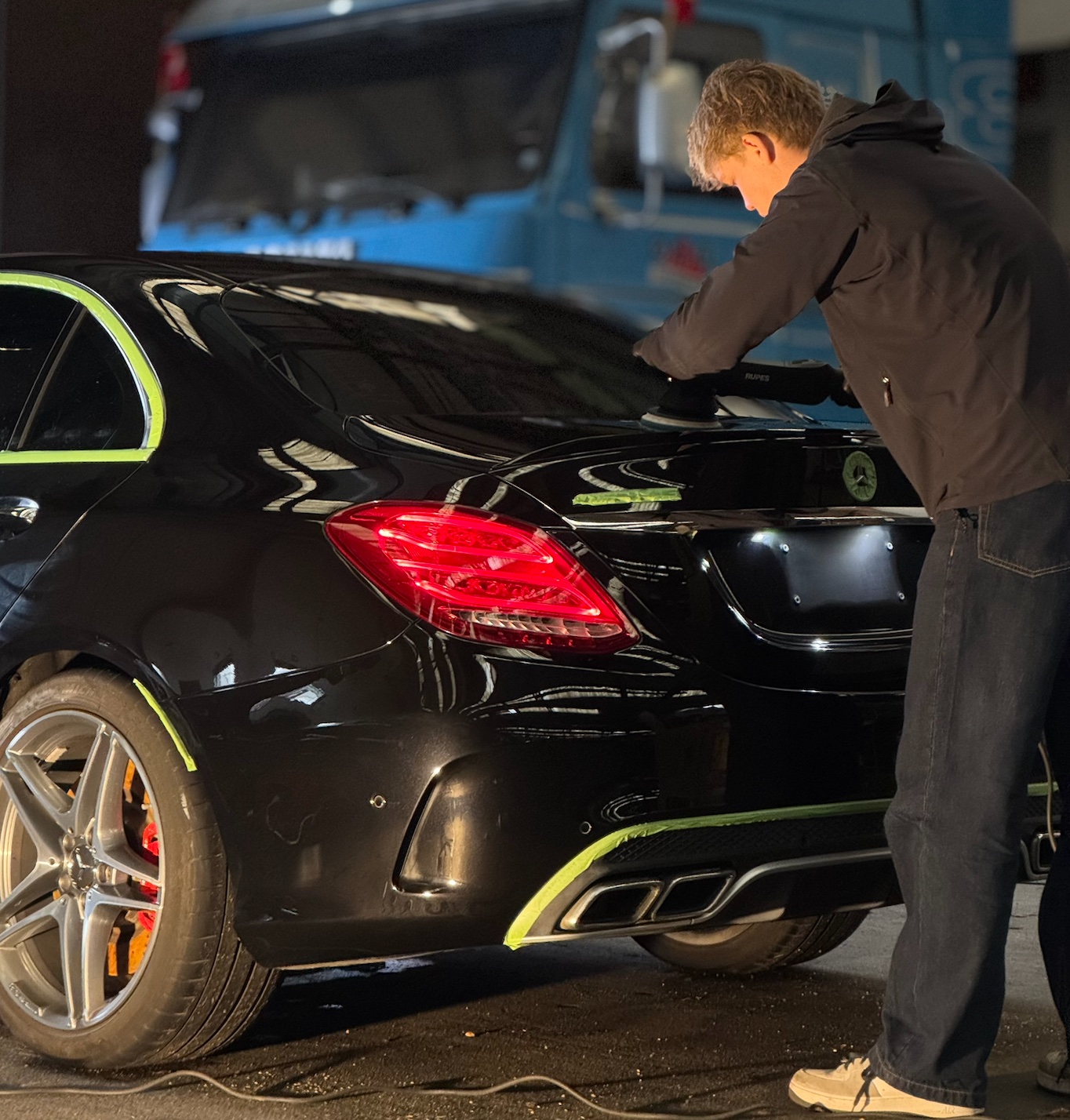 Lakkorrektion på Mercedes-AMG med Rupes maskine